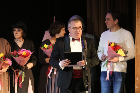 На Дне театра в Вологде отметили лучшие актерские работы прошлого года и вручили призы фестиваля ВОТ