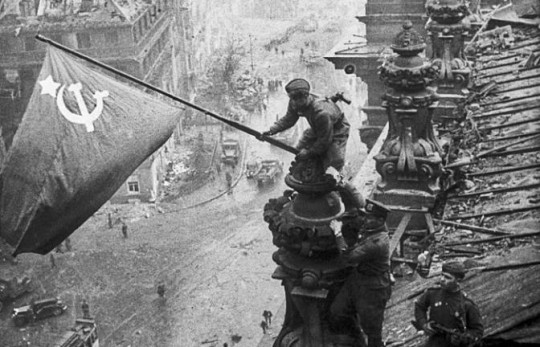 16 апреля 1945 года началась Берлинская стратегическая наступательная операция