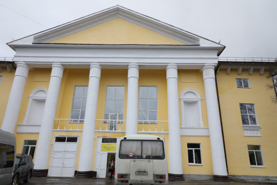 Глава региона посетил обновленный Дворец культуры «Солдек» в Соколе