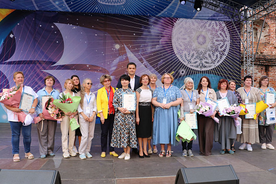Победителей конкурсной выставки Международного фестиваля кружева наградили в Вологодском кремле