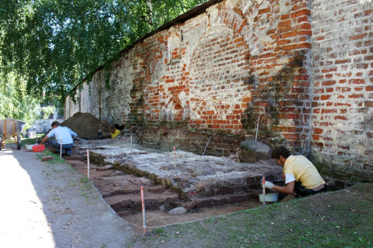 В Кирилло-Белозерском музее-заповеднике ведутся археологические раскопки