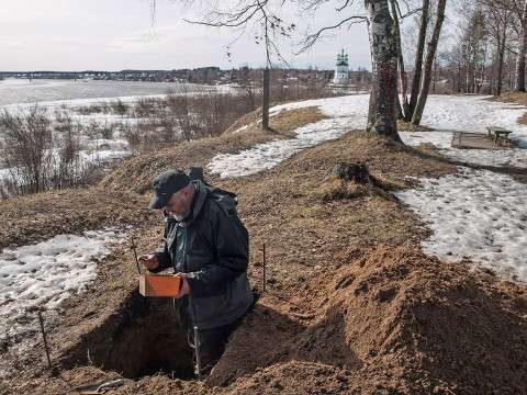 В Тотьме начались археологические работы на Набережной Кускова