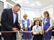 Олег Кувшинников открывает модельную детскую библиотеку. Фото vk.com/id274998897