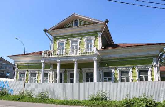 Реставраторы приступили к обследованию дома Засецких в Вологде