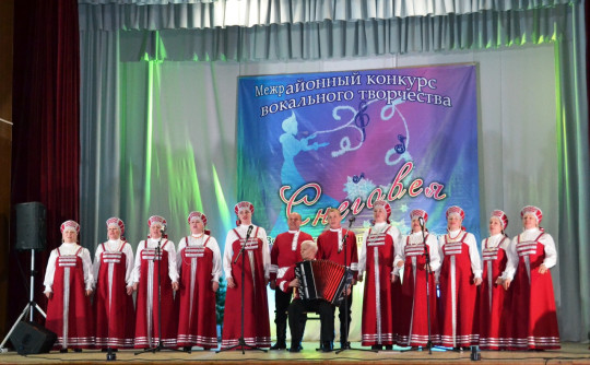 Вологжан приглашают к участию в VIII Межрайонном конкурсе вокального творчества «Снеговея»