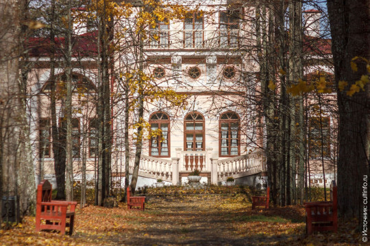 «В мире дворянской усадьбы» окажутся в октябре посетители Покровского