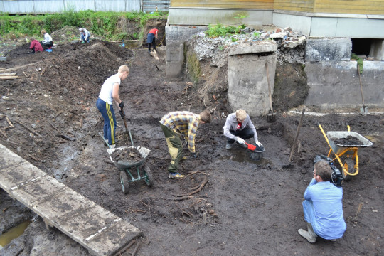 Археологи ведут работы на территории Вологодского городища