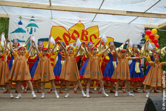 Петровская ярмарка в Кадникове, 2014