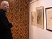 Художник Виктор Сысоев (1946-2013) на выставке в Центральном выставочном зале ВОКГ, 2010 год. 