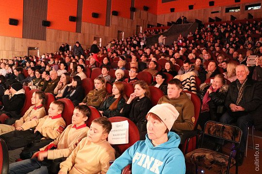 Полторы тысячи жителей Вологодской области пришли посмотреть фильм «Они сражались за Родину» в день 80-летия Сталинградской битвы