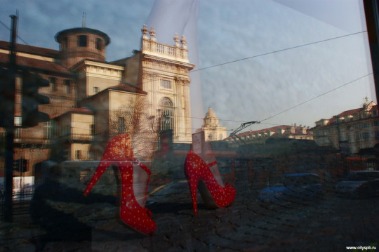 Итальянский художник Сильвано Костанцо представит серию своих фотографий «Тени города» в галерее «Красный мост»