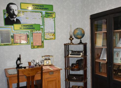 В библиотеке Кадникова открыли кабинет-музей ботаника Ивана Перфильева