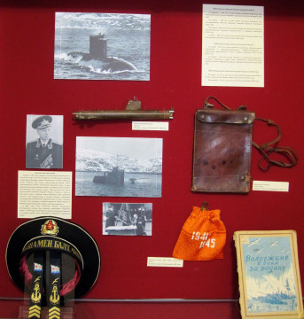 Военные награды, фотографии и документы представлены на выставке «За Отечество» в Тотемском краеведческом музее