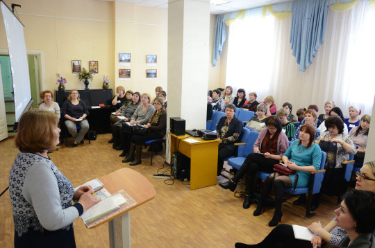 Лекционный курс «Makerspace», мастер-классы и круглые столы прошли вчера в Зимней школе сельских библиотекарей в Харовске