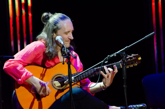 Музыка фламенко и русские мелодии прозвучат для вологжан в исполнении гитариста трио «Лойко»