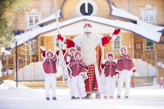 На сайте Деда Мороза открыта онлайн-продажа билетов на новогодние праздники