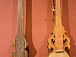 Традиционные музекальные инструменты: тамбур, рубан. Таджикистан