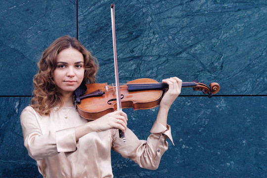 Скрипачка Екатерина Валиулина выступит на одной сцене  с Камерным оркестром Вологодской филармонии