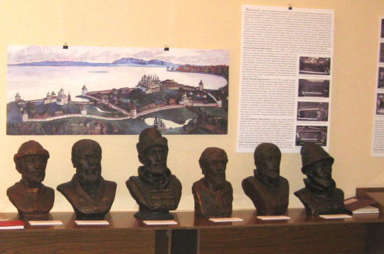 Шесть бюстов княжеской семьи Воротынских показаны на выставке в областной библиотеке «Россия. Век XVI»