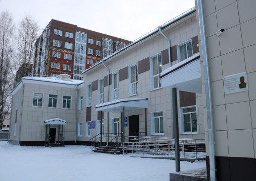В Детской школе искусств №2 Вологды обновлен фасад и отремонтирована крыша