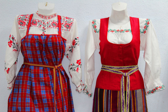 Выставка «Народный костюм и традиционная вышивка» откроется в Вологде