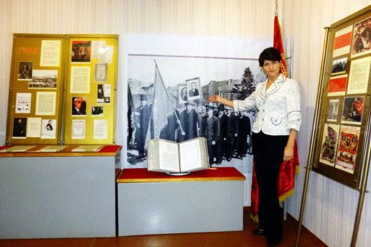 Выставка «Символы Отечества» работает в Тарногском музее