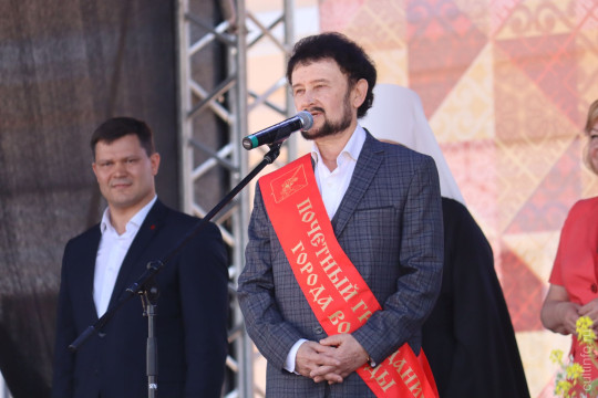 Директор областного колледжа искусств Лев Трайнин стал Почетным гражданином города Вологды