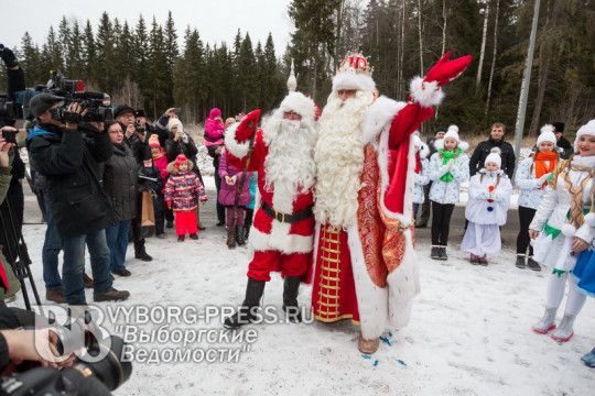 Два зимних волшебника – Российский Дед Мороз и финский Йоулупукки – встретились в преддверии Нового года в Брусничном