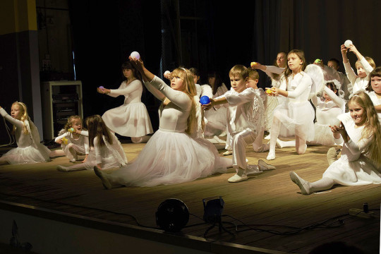 Танцоры интегральной студии «ДежаВю» выступят на фестивале «Синяя роза»