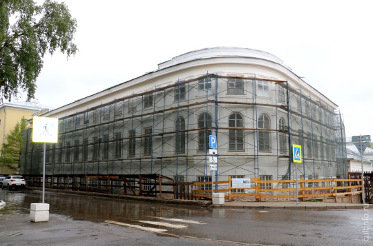 В Вологде идет капитальный ремонт здания областной филармонии 