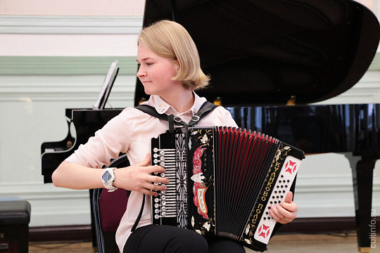 К участию в фестивале «Вологодская игра» приглашаются исполнители на народных музыкальных инструментах