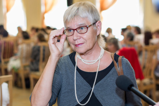 Онлайн-встречу с писательницей Еленой Габовой проведет Юношеский центр