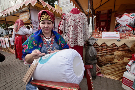 Мастер народных художественных промыслов Мария Медкова: «Вологодские кружева дарят ощущение покоя»