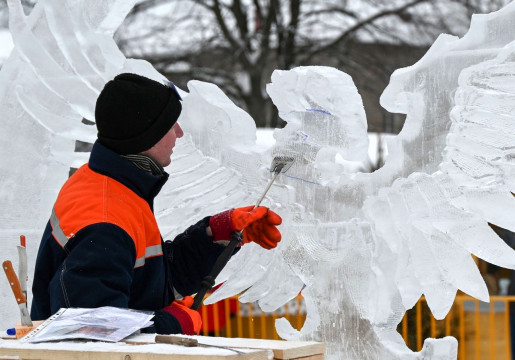 Ледяную семью создадут на площади Молодежи в Череповце