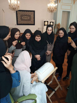 «Настоящее волшебство»: выставка вологодского кружева открылась в Иране