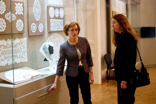 Сюзан Боден, начальник отдела по вопросам прессы и культуры Генерального консульства США в Санкт-Петербурге, посетила Вологодский музей-заповедник