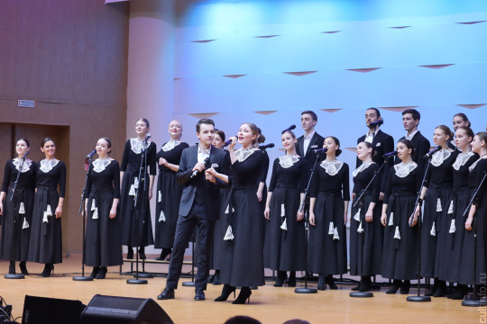 В любви к Вологде признался  в новой концертной программе Молодежный  эстрадный хор колледжа искусств