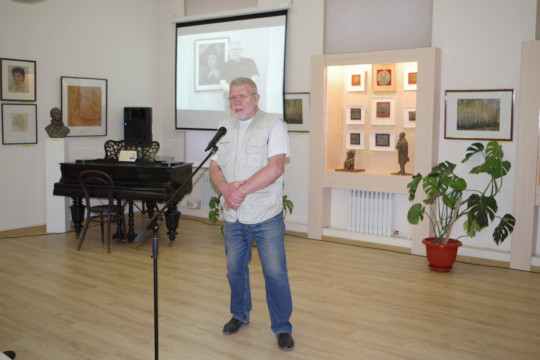 Александр Шебунин отметил юбилей персональной выставкой в Белозерске