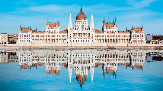 Прогуляться по Будапешту с лучшим гидом России смогут читатели областной библиотеки