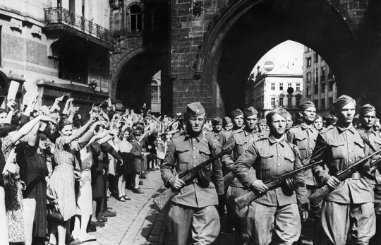 Этот день 75 лет назад: началась Пражская наступательная операция Красной армии