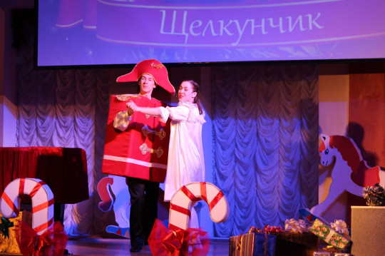 Ансамбль «Гран-при» Вологодской филармонии показывает онлайн концертную программу «Щелкунчик»