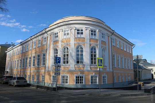 Этим летом Вологодская филармония оборудует внутренний дворик для проведения концертов под открытым небом