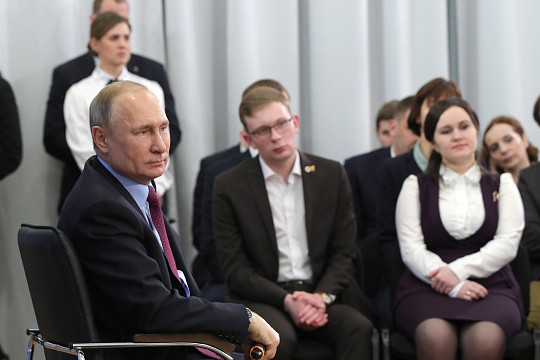 Владимир Путин поддержал предложение череповецкого учителя о привлечении к преподаванию в школах студентов педвузов 