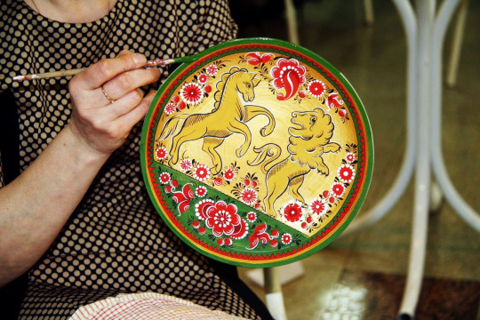 Студия «Вологодские росписи» приглашает обучиться традиционным ремёслам Русского Севера