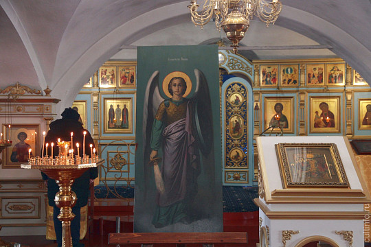 Отреставрированную икону XIX века передали в Николаевский храм в Устье