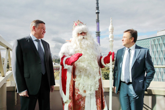 Российский Дед Мороз совершит предновогоднее путешествии в компании телеведущих НТВ