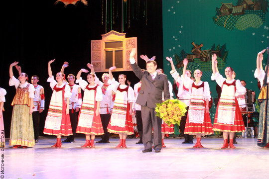 Инструментальная группа ансамбля песни и танца «Русский Север» удивит вологжан игрой на старинных северных инструментах