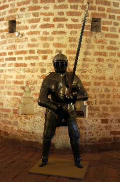 Реконструкция древнего оружия представлена в Кирилло-Белозерском музее-заповеднике