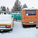 Оранжевый – польский микроавтобус Żuk (Жук). Слева – мечта молодых ребят 80-х – ВАЗ 2105 (1983 года).