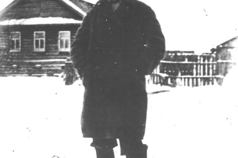 Юный Сергей Орлов – автор стихотворения «Тыква», удостоенного премии на Всесоюзном конкурсе. Мегра, 1938 год